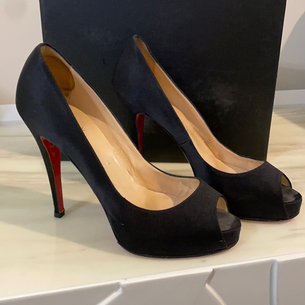 Christian Louboutin Peep Toe Pumps
